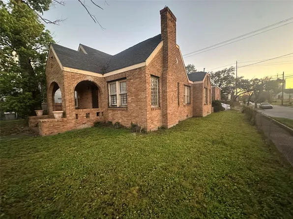 1704 Rosewood St, Houston, TX 77004