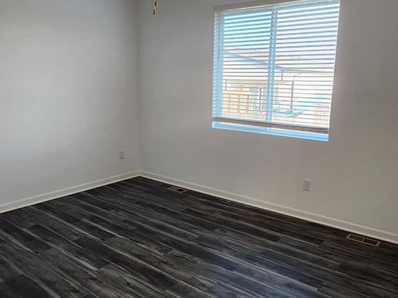 5th image of 9000 E Chris St #1