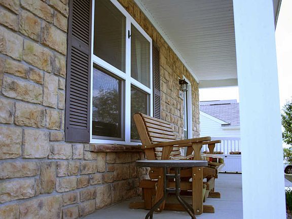 3rd image of 4033 Firestone Way