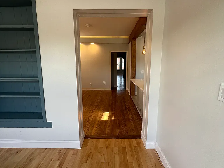 4025 N Lavergne Ave #2 — Photo 22