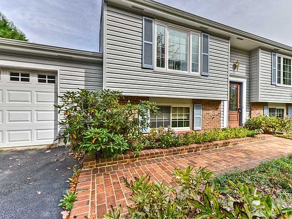 5th image of 12806 Awbrey Ct
