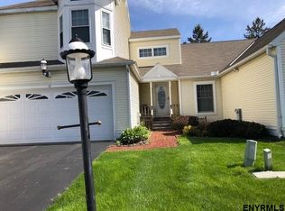 19 Kensington Pl, Albany, NY 12209