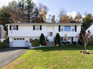 47 Westview Dr, Watertown, CT 06779