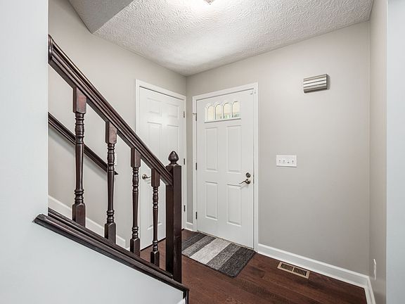 4th image of 6881 Erie Ct