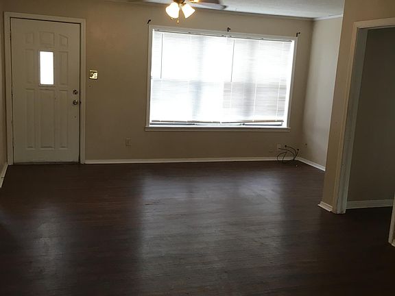 3rd image of 2325 North St