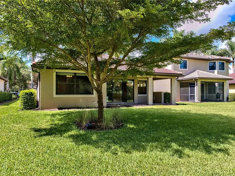 7815 Bucks Run Dr — Photo 30