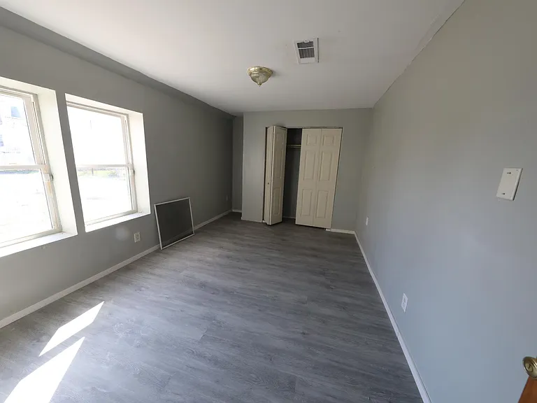 2060 Rathmell Rd — Photo 3
