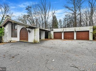 2111 Our Ln, Stevenson, MD 21153