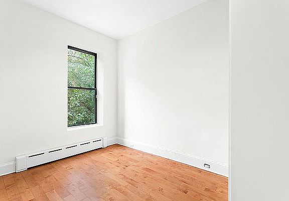 4th image of 25 W 83rd St APT 3F