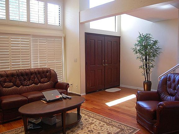 2nd image of 21545 Erwin St Unit 103