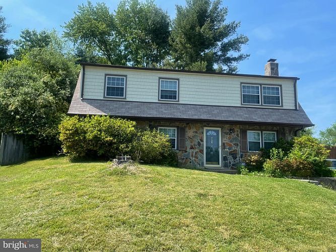 1st image of 5056 Lakeland Ct