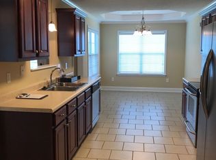 105 Old Carriage Ln, Bonaire, GA 31005