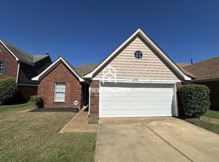 6330 Amanda Oaks Cir N, Memphis, TN 38141