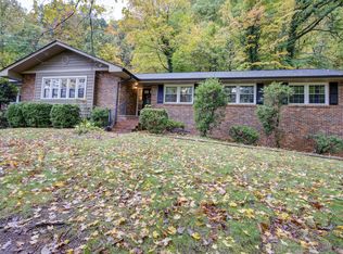 411 Rovan Dr, Johnson City, TN 37601
