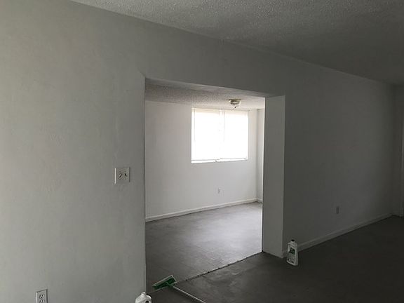 3rd image of 2840 NW 174th St
