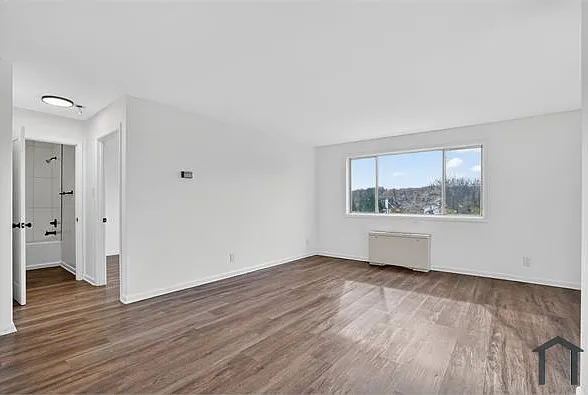 4570 Macarthur Blvd NW #208 — Photo 10