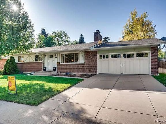 2nd image of 6632 E La Salle Pl