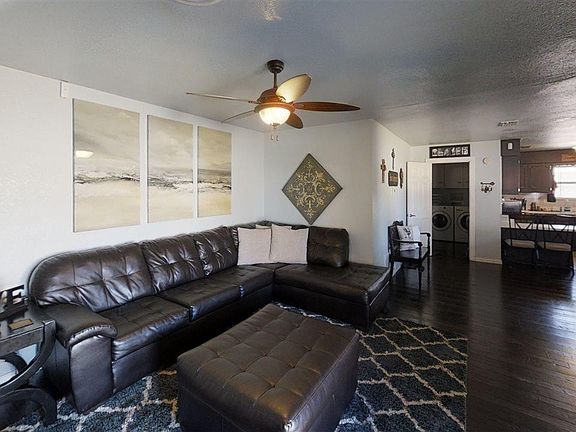 4th image of 508 W Silver Dr