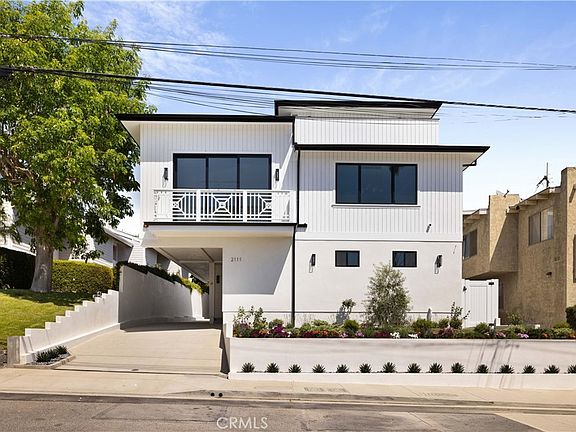 2nd image of 2111 Clark #A