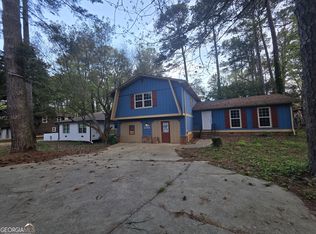 5398 Rockbridge Rd, Stone Mountain, GA 30088