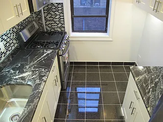 Rented by SUN WOOD REAL ESTATE