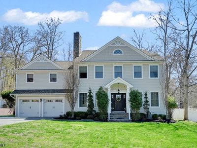 54 Calumet Ave, Oakland, NJ, 07436