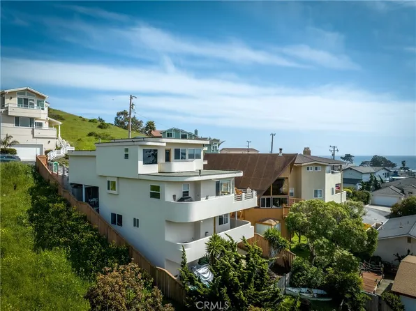 235 Cerro Gordo Ave, Cayucos, CA 93430