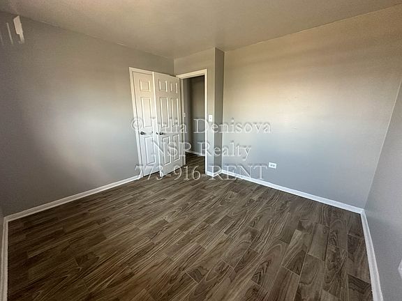 4th image of 1306 Carol St #B