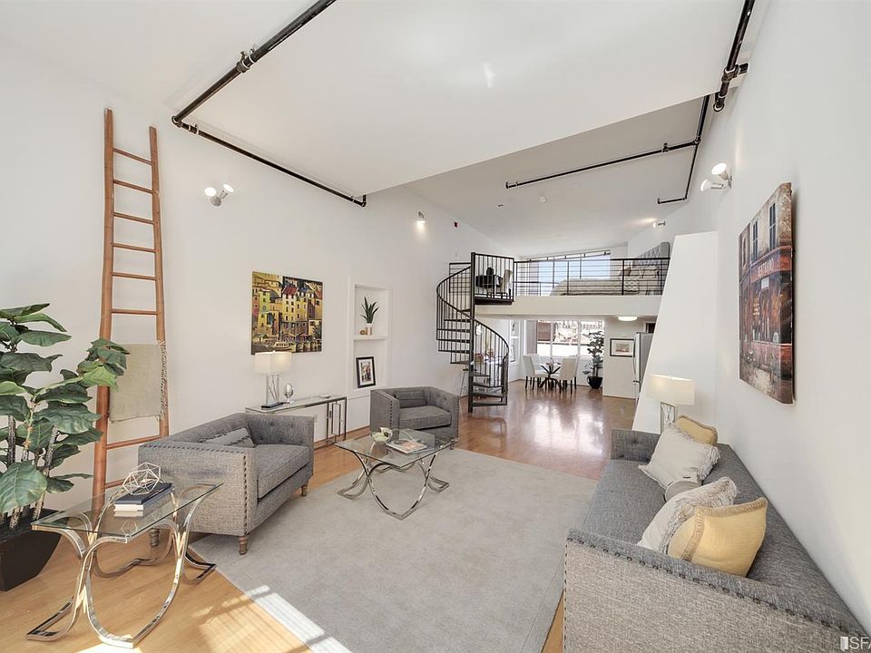1st image of 55 Norfolk St APT 201