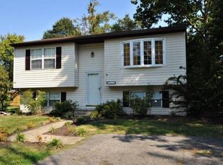 618 Carl Ave, Glen Burnie, MD 21060