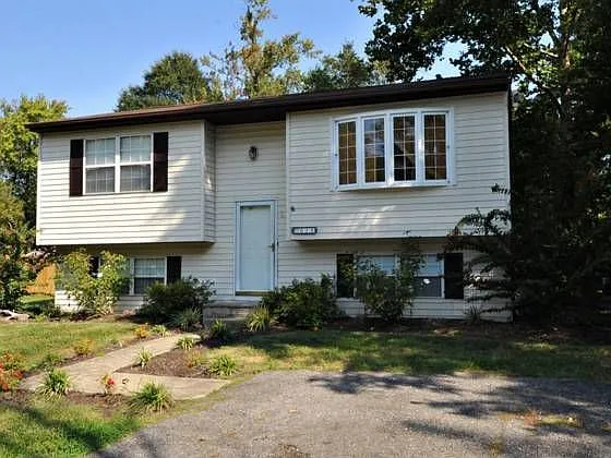 618 Carl Ave photo 1