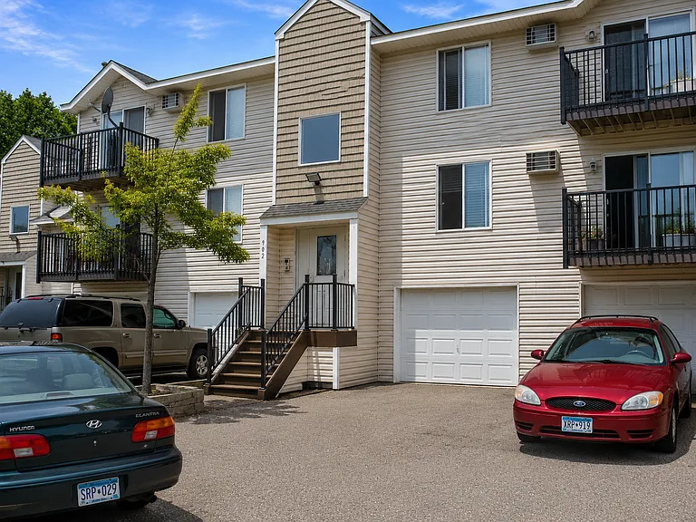 902 Wescott Trl — Photo 8