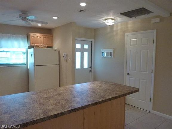 4th image of 1525 Saddle Woode Dr