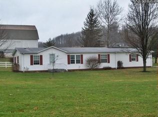 1472 Gasser Rd NW, Dover, OH 44622