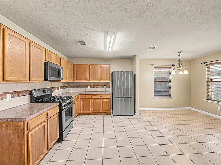 18114 Sorrell Oaks Ln — Photo 18