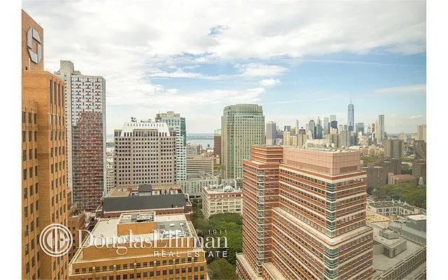 Rented by Douglas Elliman | media 7