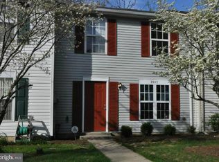 2042 Tanglewood Dr, Waldorf, MD