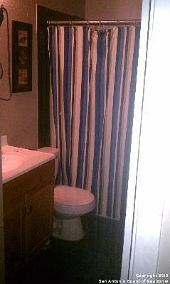 4th image of 2515 GIBBENS DR