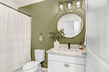 Main Bathroom