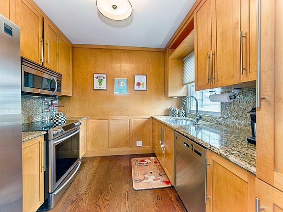 4th image of 303 E 57th Street 20b #20B