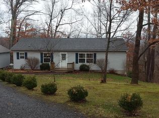 715 Wheeling Ct, Oakland, MD