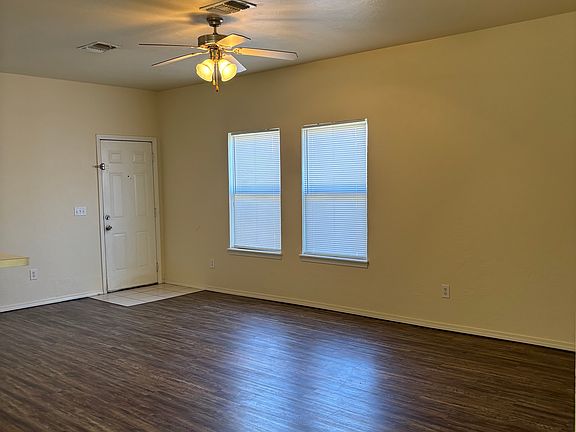 5th image of 1732 Riviera Ln #1732