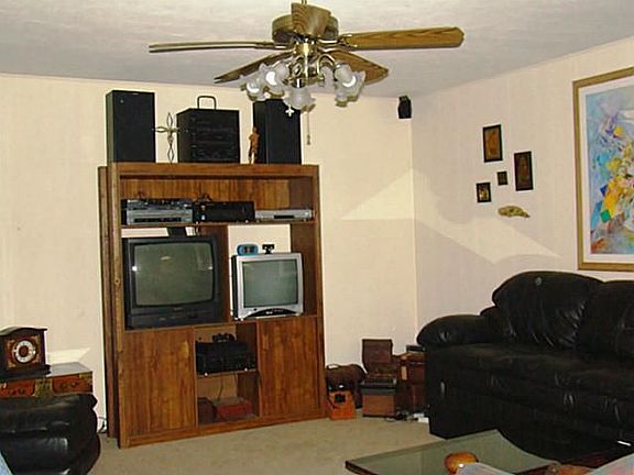 5th image of 2933 Dove Meadow Dr