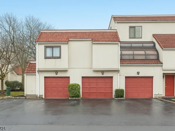 6 Cerone Ct, West Orange Twp., NJ 07052