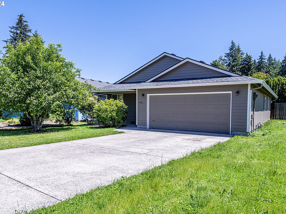 1st image of 4701 NE 131st Ave