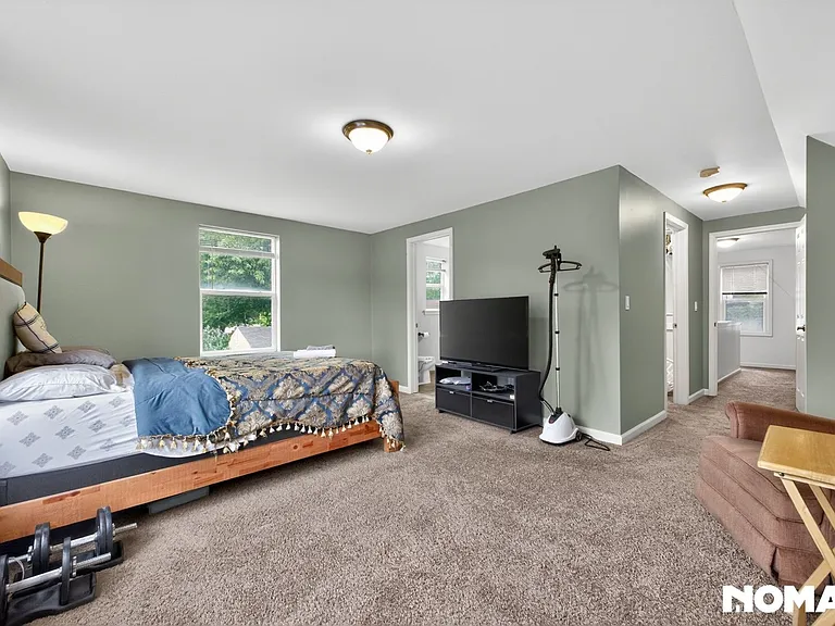 1723 Edgewood Dr — Photo 7