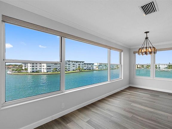 5th image of 6075 SHORE BOULEVARD S #315