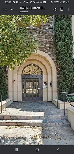 15206 Burbank Blvd Photo 1