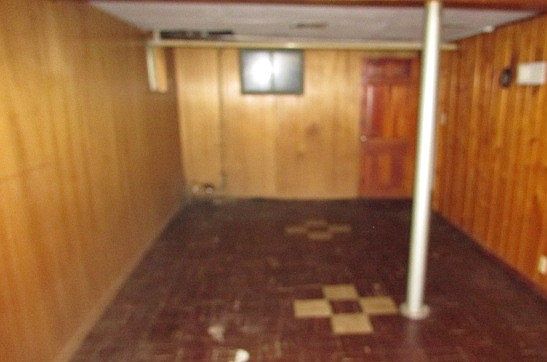 2nd image of 207 W Smith St