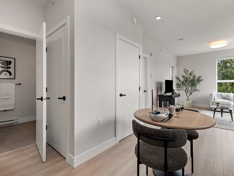 45754 Wellington Ave #207 — Photo 4